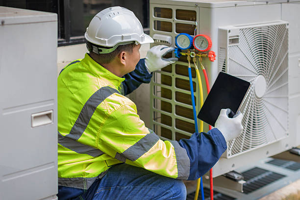 Professional Air Conditioning Repair technician working in Elma, WA